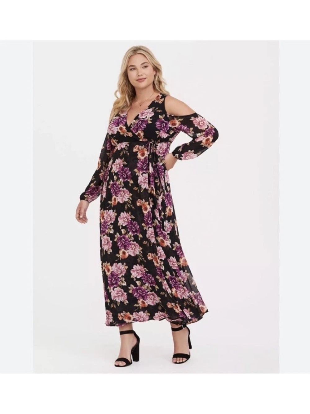 Torrid size 2 Women's Floral Print Cold Shoulder Maxi Dress